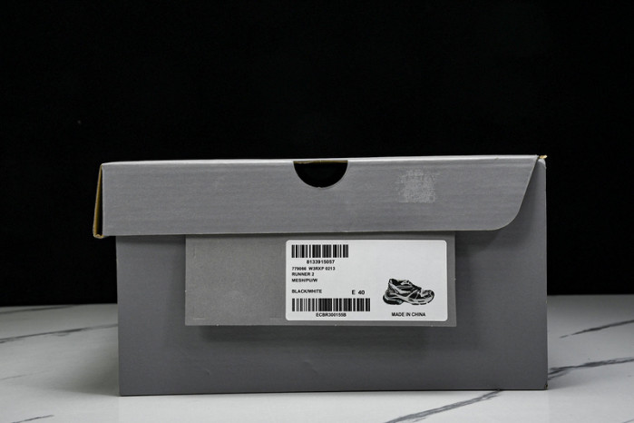 Ba*len*cia*ga track trainer  btt-187