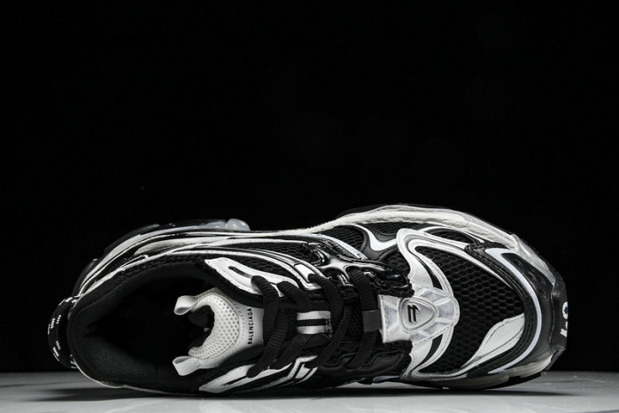 Ba*len*cia*ga track trainer  btt-187