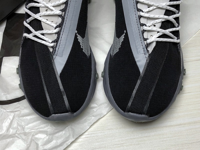 nike ispa react low black ar8555-001