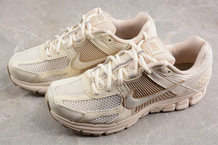 nike zoom     fq6868-111